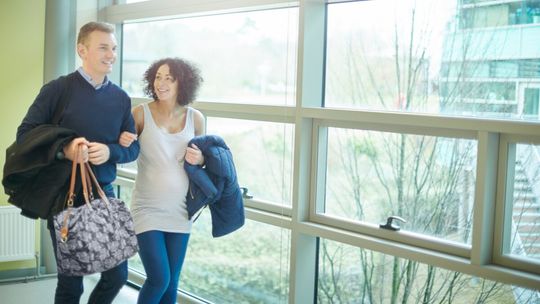 Czy 800 plus to za mało – prof. Auleytner chce uzależnienia wsparcia od kosztów życia w Polsce