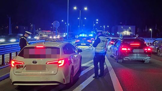 Afera na drogach Szczecina: Zmasowana kontrola taxi i drastyczne przekroczenia prędkości