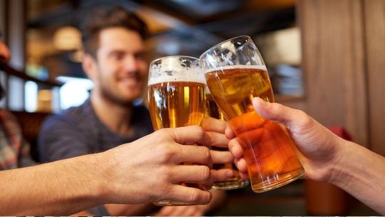 Który lepszy pomysł na ograniczenie picia alkoholu?