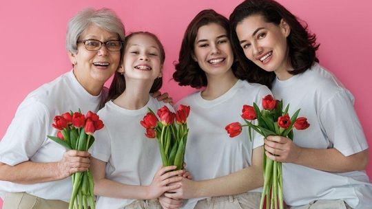 Wydatki na Dzień Kobiet: Ile kosztuje pamięć w 2026 roku