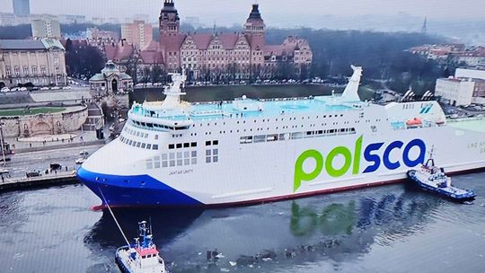 Historyczny moment w Szczecinie: Chrzest „Jantar Unity”. Najnowocześniejszy polski prom gotowy do służby
