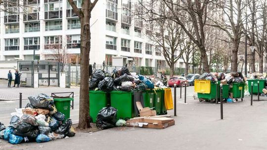 Jeden nie segreguje, a płacą wszyscy. Dość!