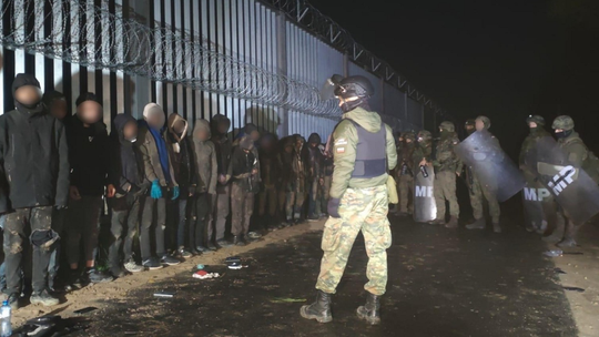 Kilkunastu migrantów jest już w Niemczech. Aktywistka z zarzutami