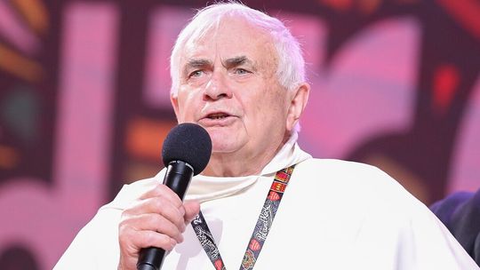 Macierewicz oskarżony o nienawiść w TV Trwam. Legenda opozycji żąda pilnej reakcji polskich biskupów Macierewicz oskarżony o nienawiść w TV Trwam. Legenda opozycji żąda pilnej reakcji polskich biskupów