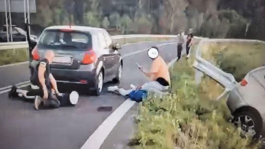 Kradzionym BMW X3 uciekali przed policją. W tle alkohol i narkotyki