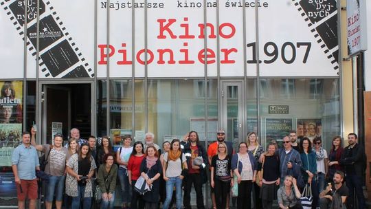 Kultowe kino Pionier w Szczecinie powraca z ambitnym repertuarem