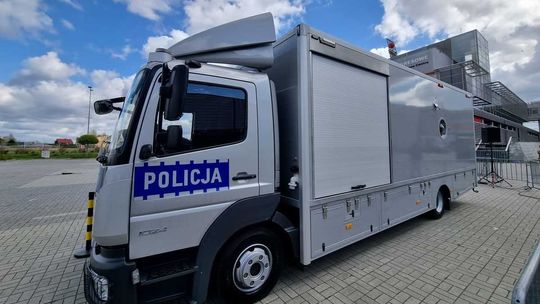 Policja kupiła to cudo za 25 mln zł