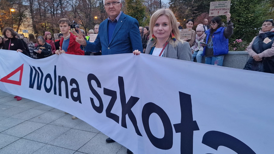 Lex Czarnek wraca. Przeszedł w komisji sejmowej, bo opozycji nie chciało się głosować