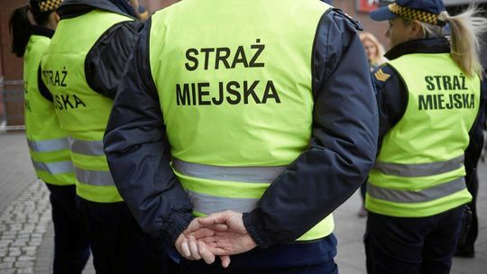 Brak numeru domu to nie tylko mandat. To śmiertelne zagrożenie dla Twojej rodziny w razie awarii Brak numeru domu to nie tylko mandat. To śmiertelne zagrożenie dla Twojej rodziny w razie awarii