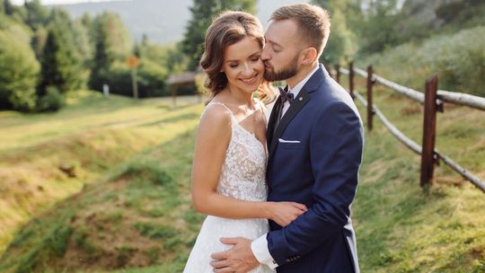 Małżeństw z obcokrajowcami coraz więcej