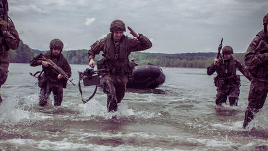 Nie ma klimatu dla powrotu obowiązkowej służby wojskowej. Skąd zmiana? [SONDAŻ]