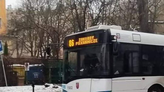 Nie kupisz już biletu w autobusie. Kierowcy zamykają się przed pasażerami.