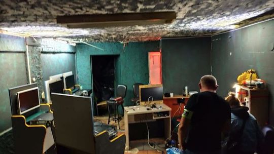Zlikwidowali salon gier, gdzie przychodzili turyści. Jeden zatrzymany