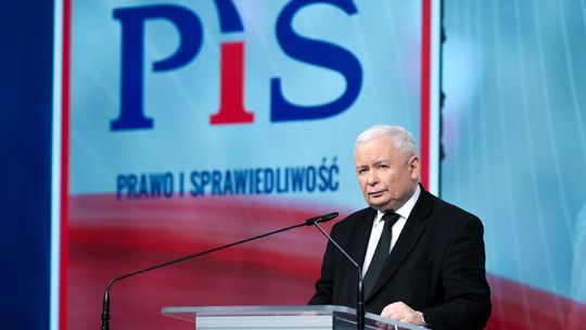 PiS z nowym szyldem? Nazwa już nieatrakcyjna?