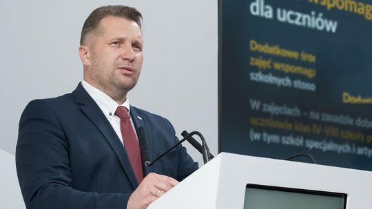 Polacy ocenili Przemysława Czarnka. Minister edukacji dostał pałę [SONDAŻ]