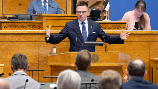 Polacy ostro ocenili Hołownię. Nie widzą dla niego miejsca w rządzie Polacy ostro ocenili Hołownię. Nie widzą dla niego miejsca w rządzie
