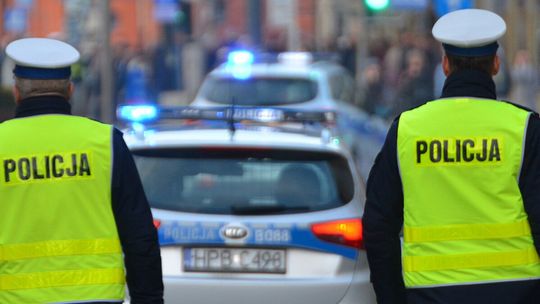 Jesienna kontrola policji: Za te usterki świateł i opon stracisz dowód rejestracyjny w CEP