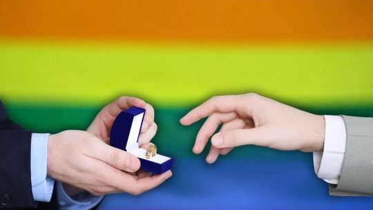 Przełom w NSA. Koniec z automatycznym odrzucaniem zagranicznych małżeństw jednopłciowych w Polsce