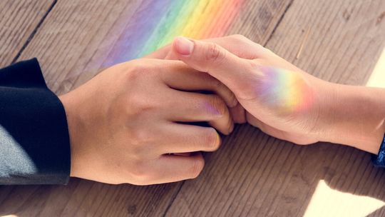 Transkrypcja zagranicznych aktów małżeństwa w Polsce. Ponad 200 par jednopłciowych już w rejestrze USC