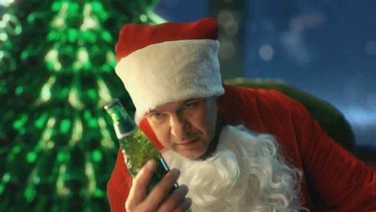 Emisja spotu reklamowego z mikołajem ma być natychmiast wstrzymana. Czego dotyczą kontrowersje?