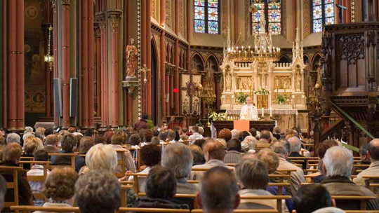 Religijna na świecie. Jak na tym tle wygląda Polska?