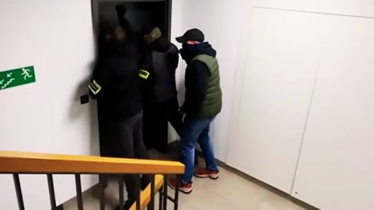 Koniec gangu handlarzy ludźmi. CBŚP ujawnia szokujące kulisy milionowego biznesu i prania pieniędzy