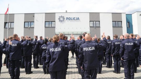 Skandal z występem policjantów na kursie. Tak widzą władze