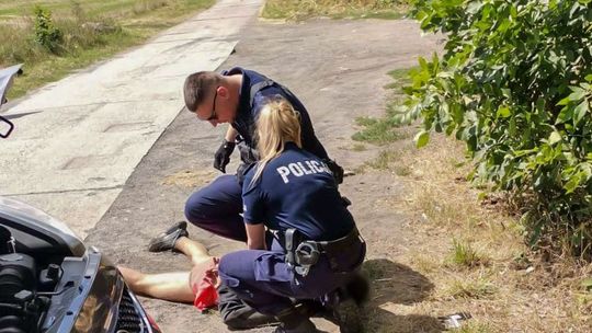 Szalona ucieczka autem, a potem pieszo skończyła się... na ziemi