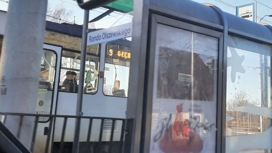 Tramwajem na święta? Sprawdź jak kursuje komunikacja miejska w wigilię, w czasie świąt