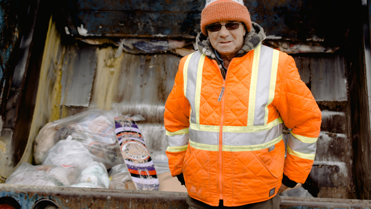 Podczas świąt i tuż po więcej żywności ląduje w śmietnikach