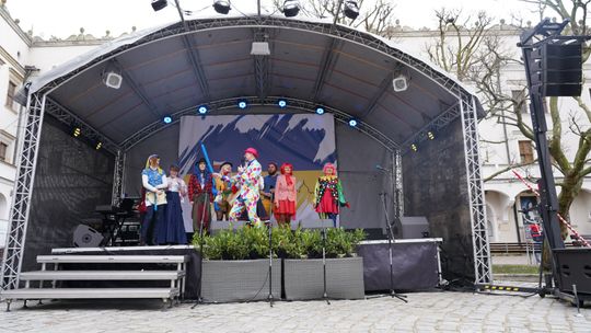 W Zamku Książąt Pomorskich w Szczecinie trwa charytatywny koncert dla Ukrainy