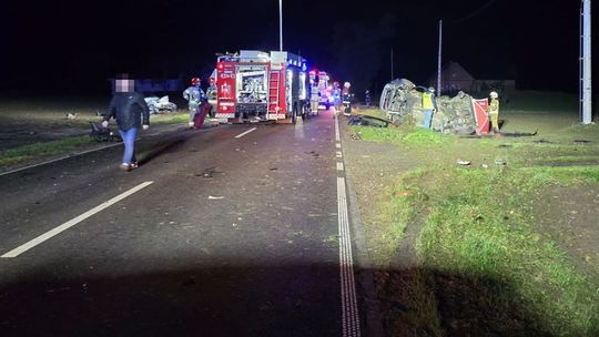 Rozpędzone BMW uderzyło w Citroena. To skutej nie ustąpienia pierwszeństwa