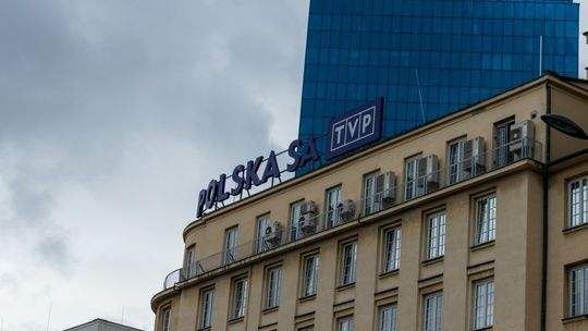 Lecą głowy w TVP, Polskim Radiu i PAP. Kończy się propaganda jednej partii