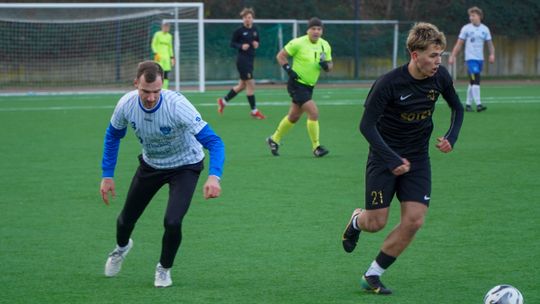 Piłkarska zima w regionie: Grad bramek na start V edycji Zimowych Rozgrywek!