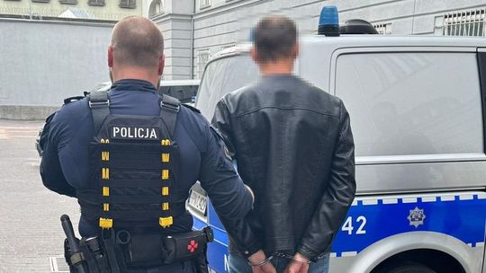 Zuchwała kradzież rozbójnicza powstrzymana przez ochronę i policję