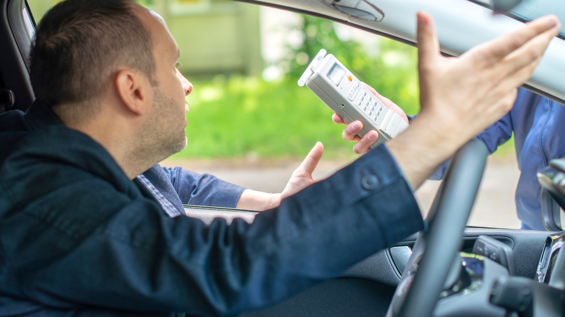 Alkohol plus brawura oraz zakaz prowadzenia. Dramat na drogach Alkohol plus brawura oraz zakaz prowadzenia. Dramat na drogach