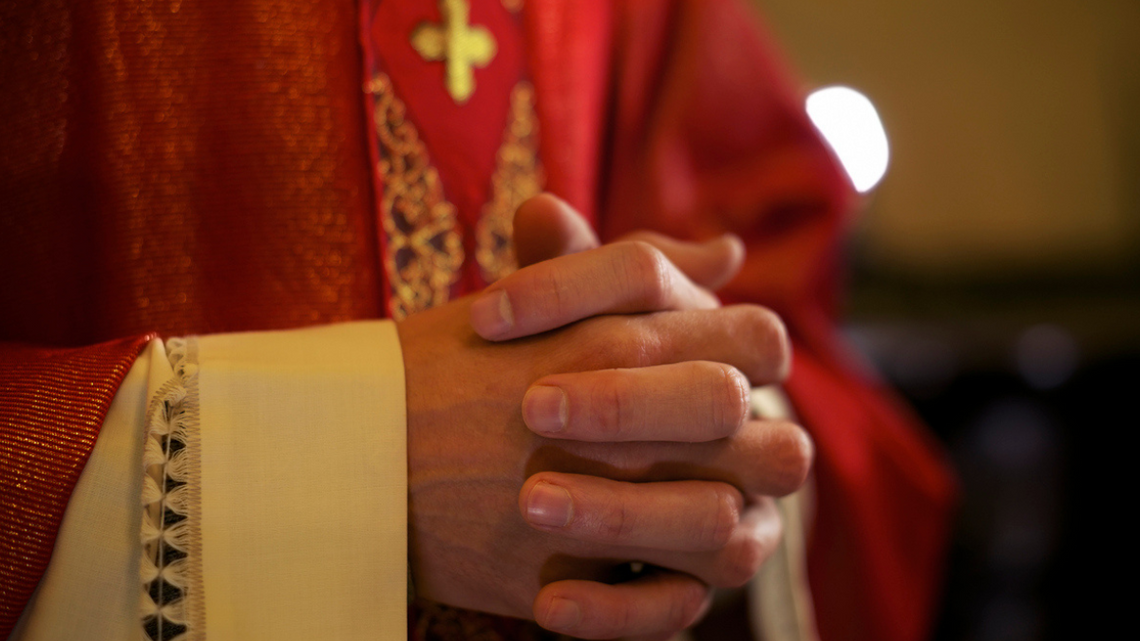 Ksiądz w skarbówce. Nie wiąże się to z podatkami