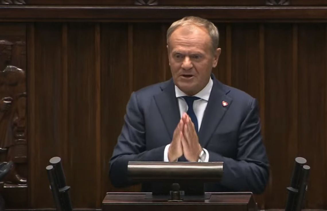 Premier Tusk dostał wotum zaufania. Skrytykował PiS i policzył szable w Sejmie
