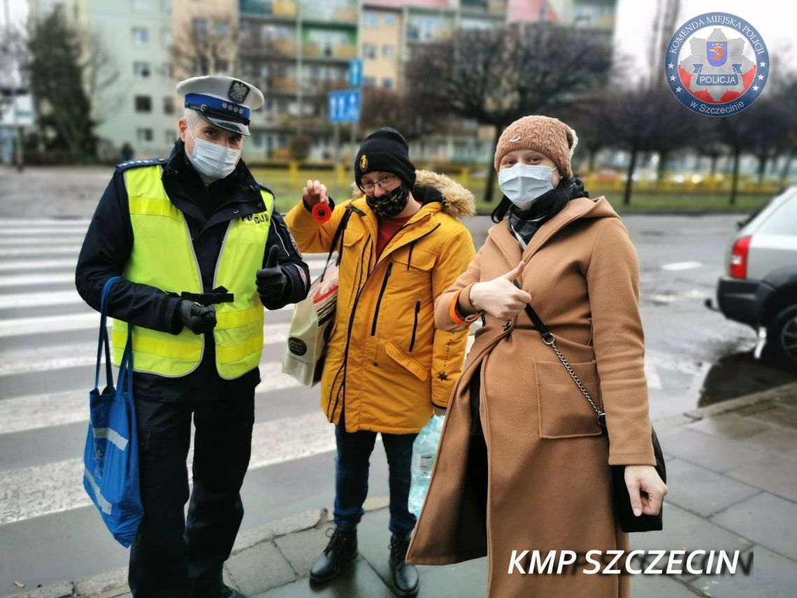 Dwa wypadki z udziałem pieszych. Akcja odblaskowa szczecińskiej drogówki