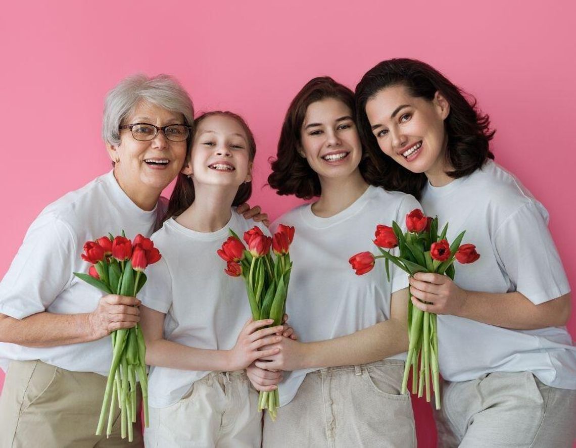 Wydatki na Dzień Kobiet: Ile kosztuje pamięć w 2026 roku