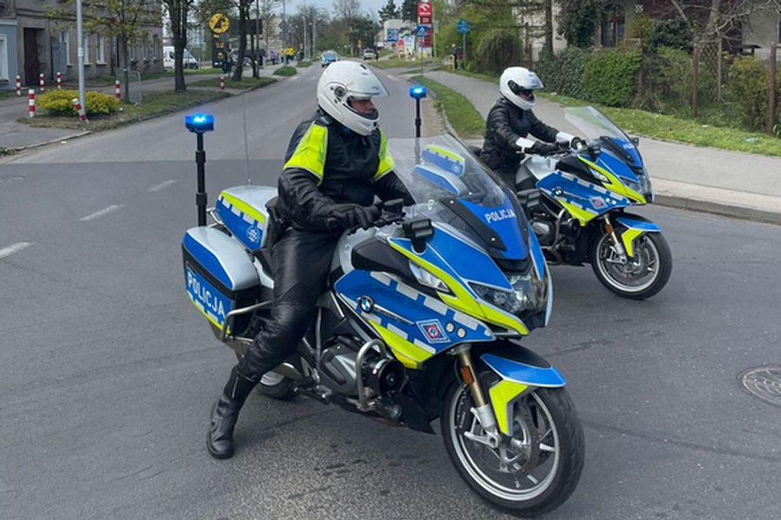 Oto przykazania dla motocyklistów. Porady policjanta