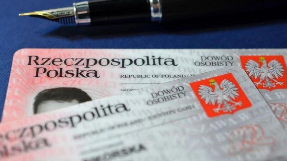 Rewolucja w dowodach osobistych: Nowy obowiązek dla urzędów. Za brak dokumentu grozi 5000 zł kary