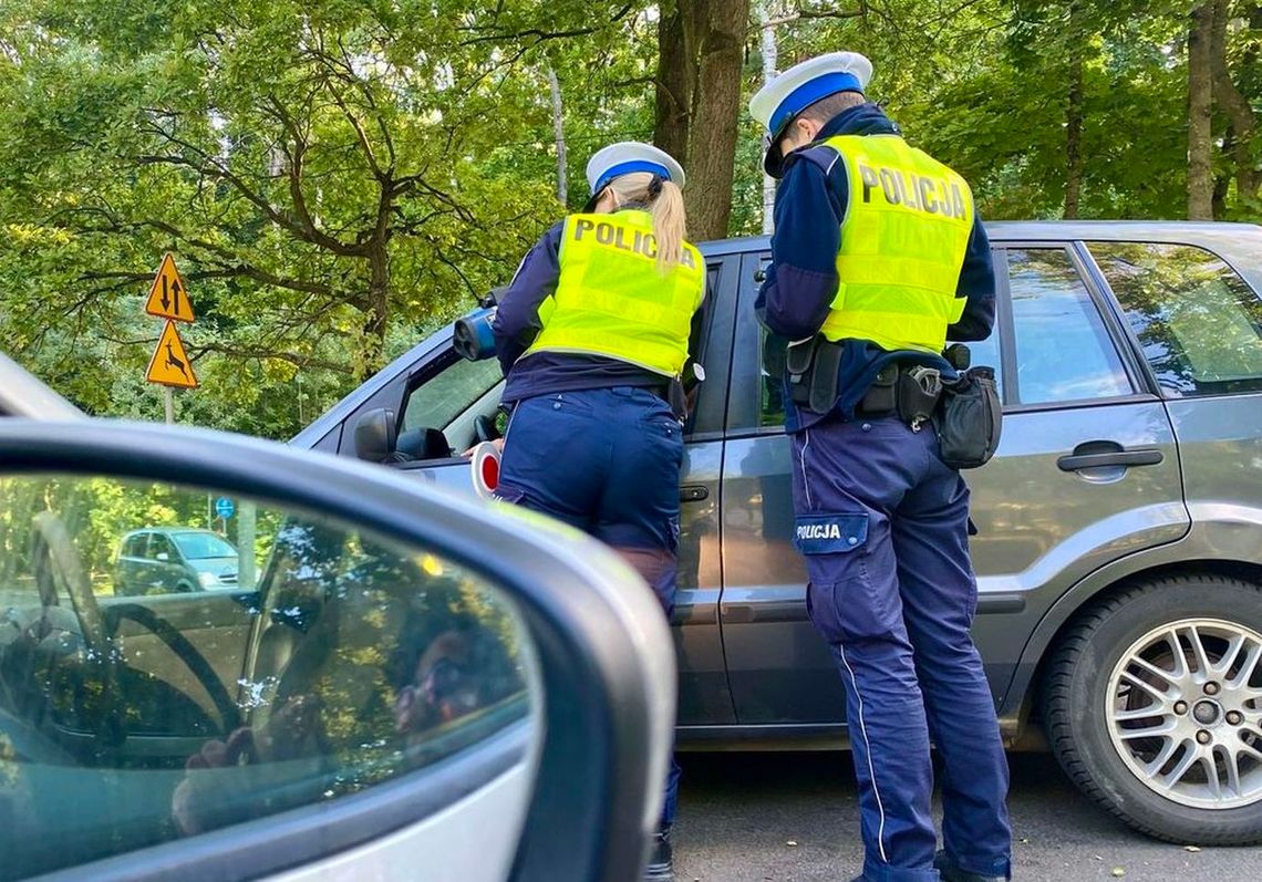 Jechała za szybko. Alkomat wykazał, że także pod wpływem alkoholu