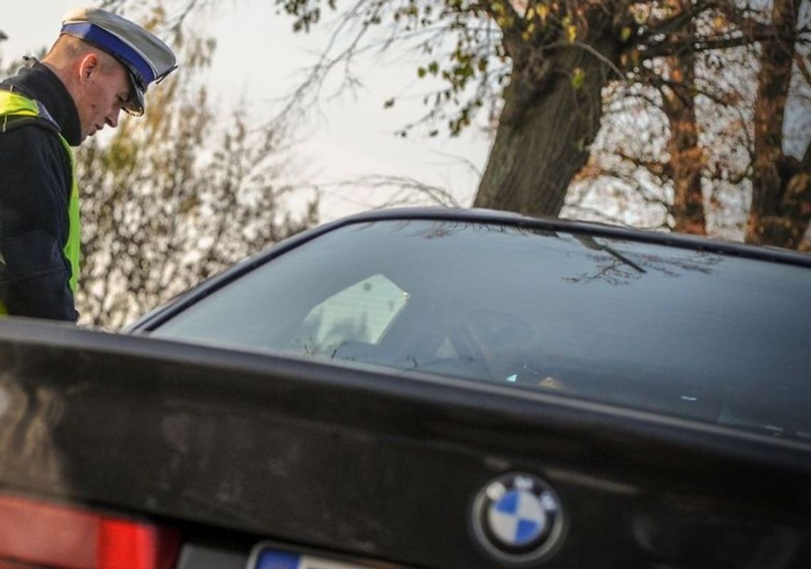 Kierowca BMW dosdtał punkty, mandat i...