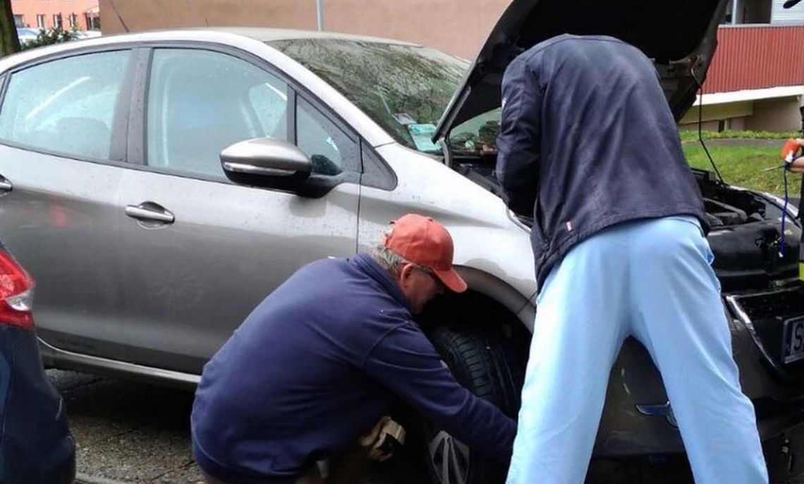 Metoda na awarię auta nie zdała egzaminu