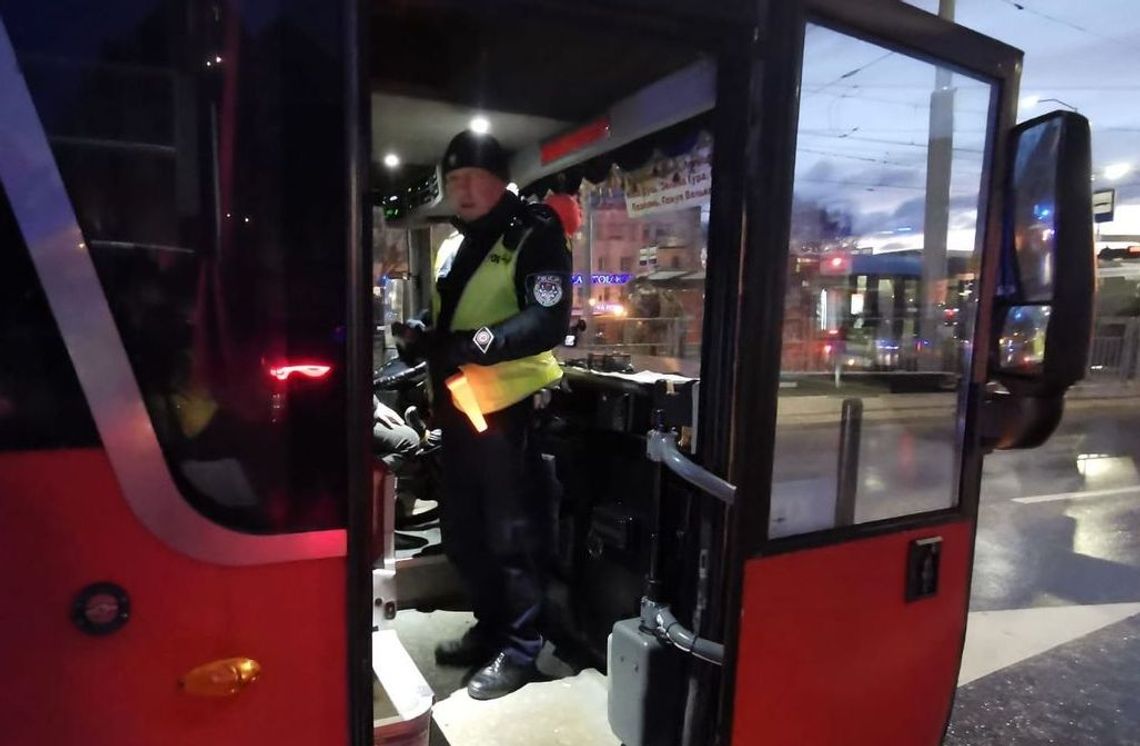 Miał ponad pół promila. Siedział za kierownicą autobusu