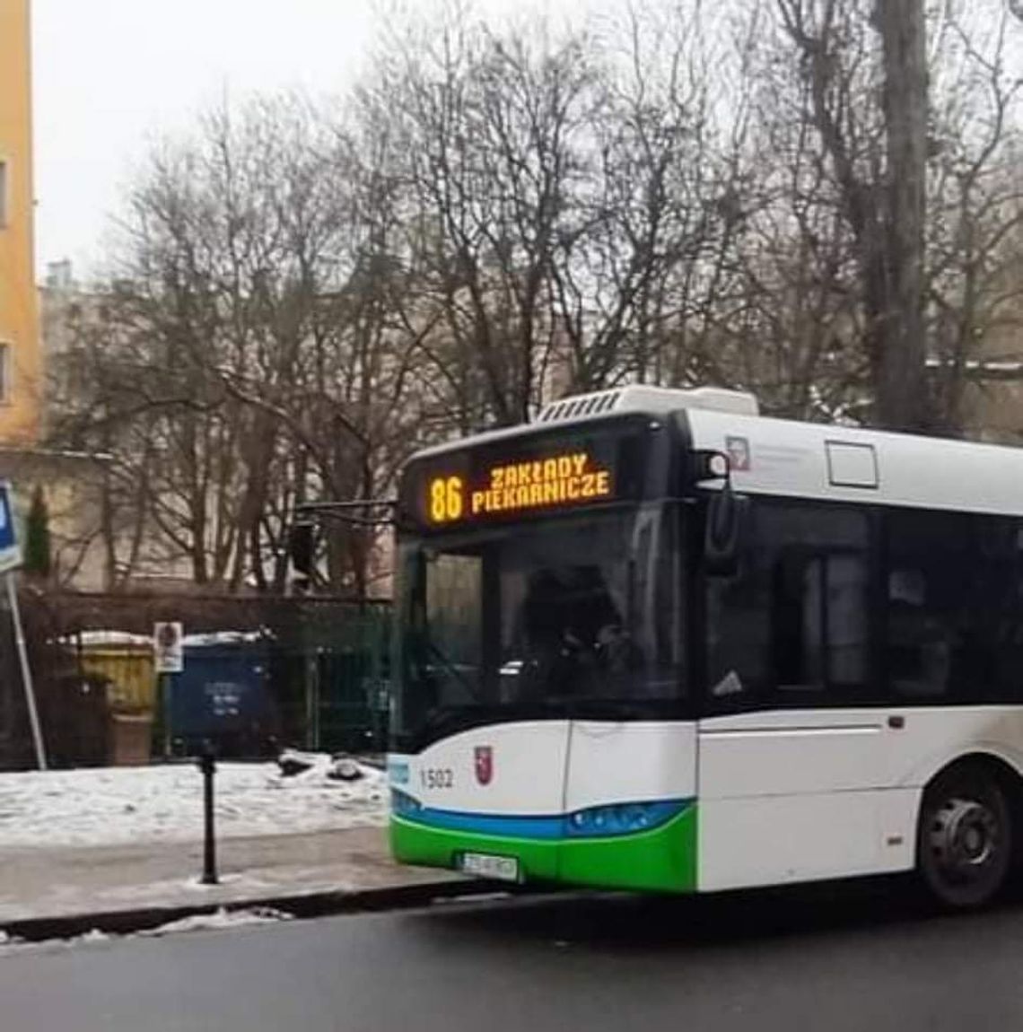 Nie kupisz już biletu w autobusie. Kierowcy zamykają się przed pasażerami.