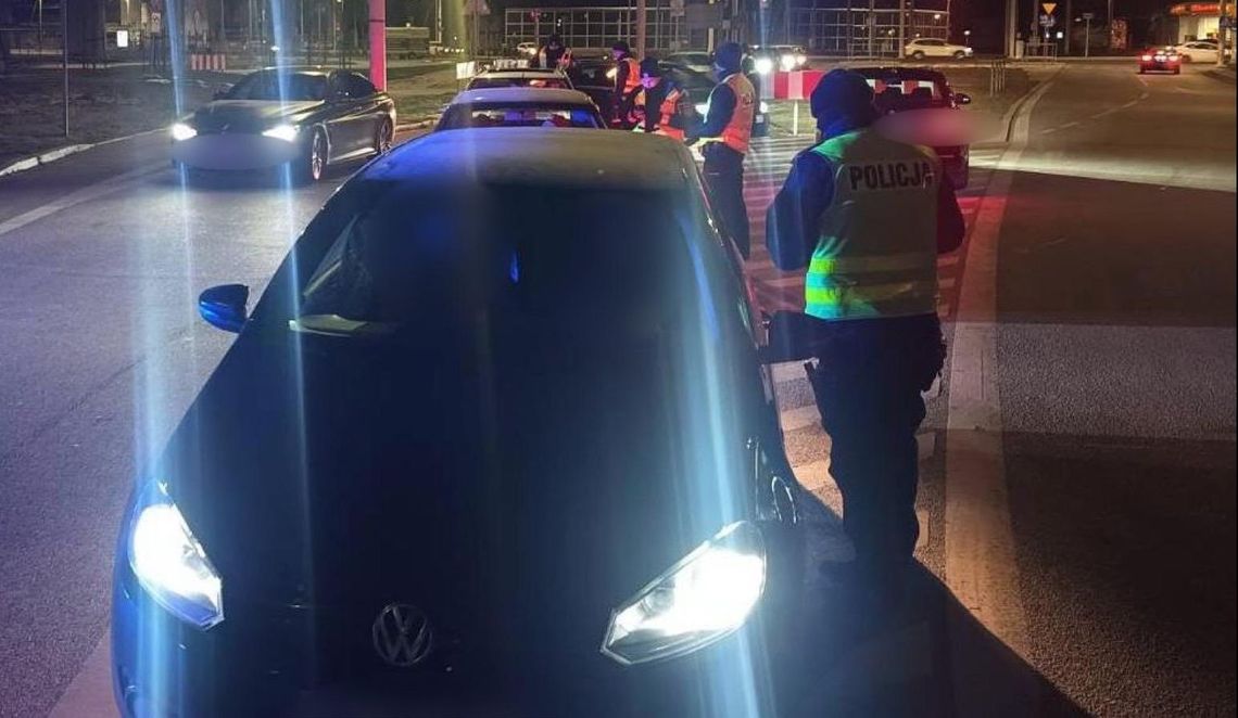 Nie zabrakło skrajnej nieodpowiedzialności kierowców Nie zabrakło skrajnej nieodpowiedzialności kierowców