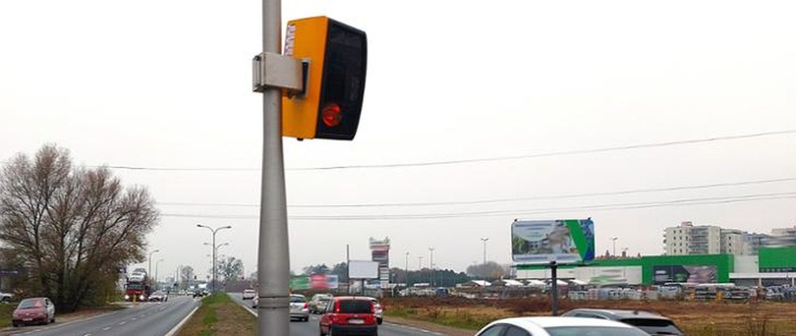 Nowe fotoradary pod Szczecinem. Przy każdej pogodzie śledzą kilka pasów ruchu [LISTA]