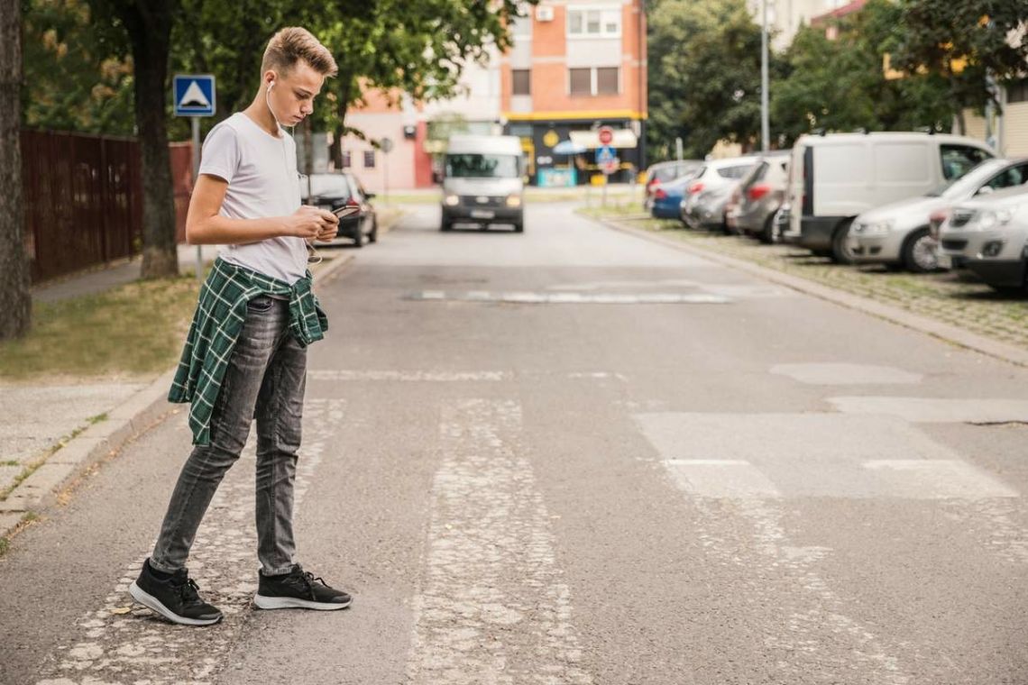 Od dziś nowe przepisy dla pieszych, rowerzystów i kierowców